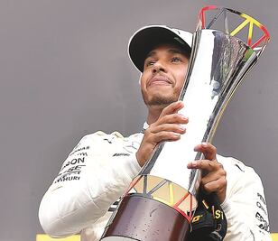 Lewis supera el duelo con Vettel