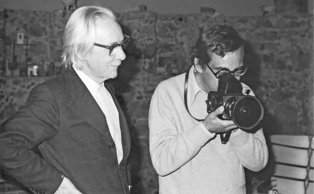 Don Manuel con Salvador Elizondo, en 1982. Foto tomada por Colette Álvarez Urbajtel