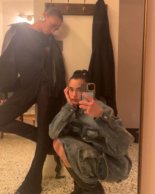 Dua Lipa muestra cómo llevar la tendencia "total denim" en 2023