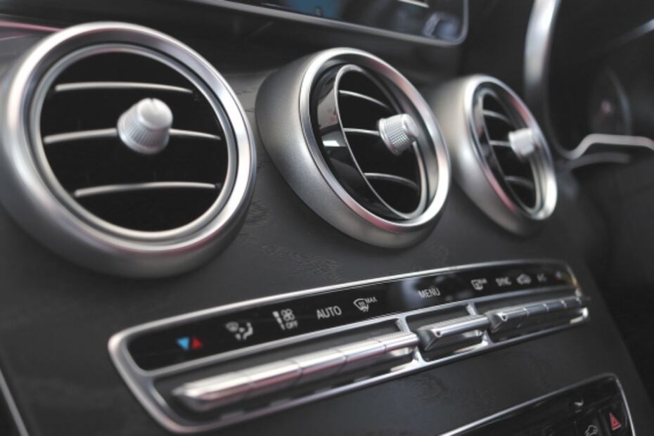 Descubre cómo funciona el aire acondicionado de tu auto 