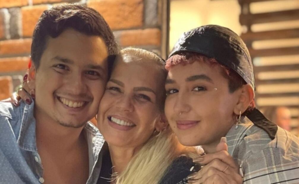 Verónica Castro, Aracely Arámbula y otras 7 famosas que han criado solas a sus hijos