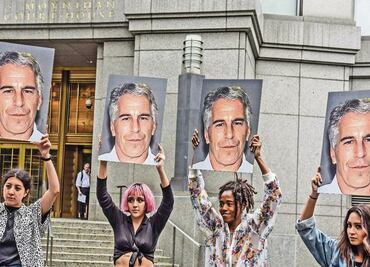 Convicted pedophile Jeffrey Epstein found dead