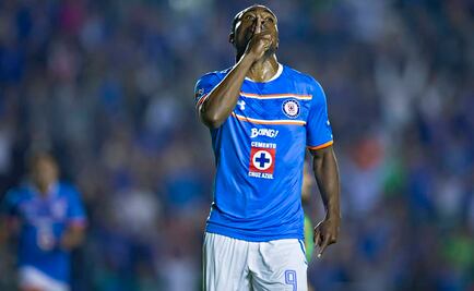 Guerrón despierta y lleva a Cruz Azul a semis