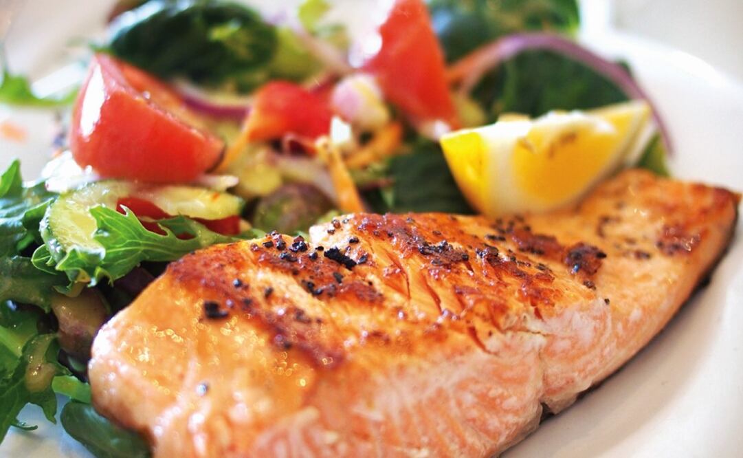 The bank paid MXN $118,800 for 300 kilos of Chilean salmon - Photo: File Photo/EL UNIVERSAL