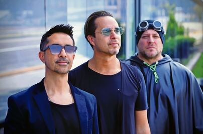 Moenia regresa al estudio y al pasado