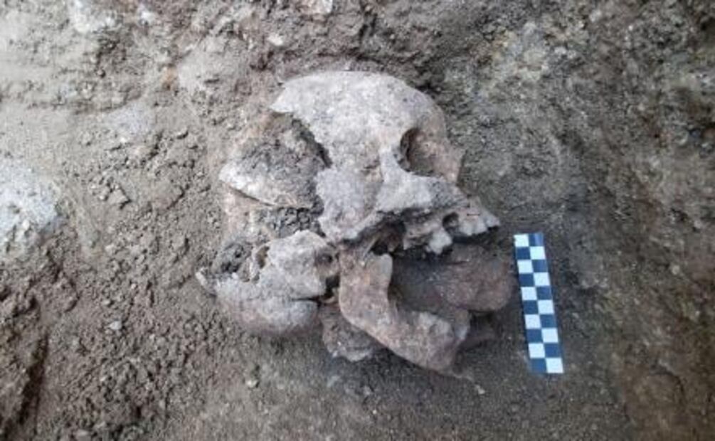 Arqueólogos descubren el entierro de un niño vampiro
