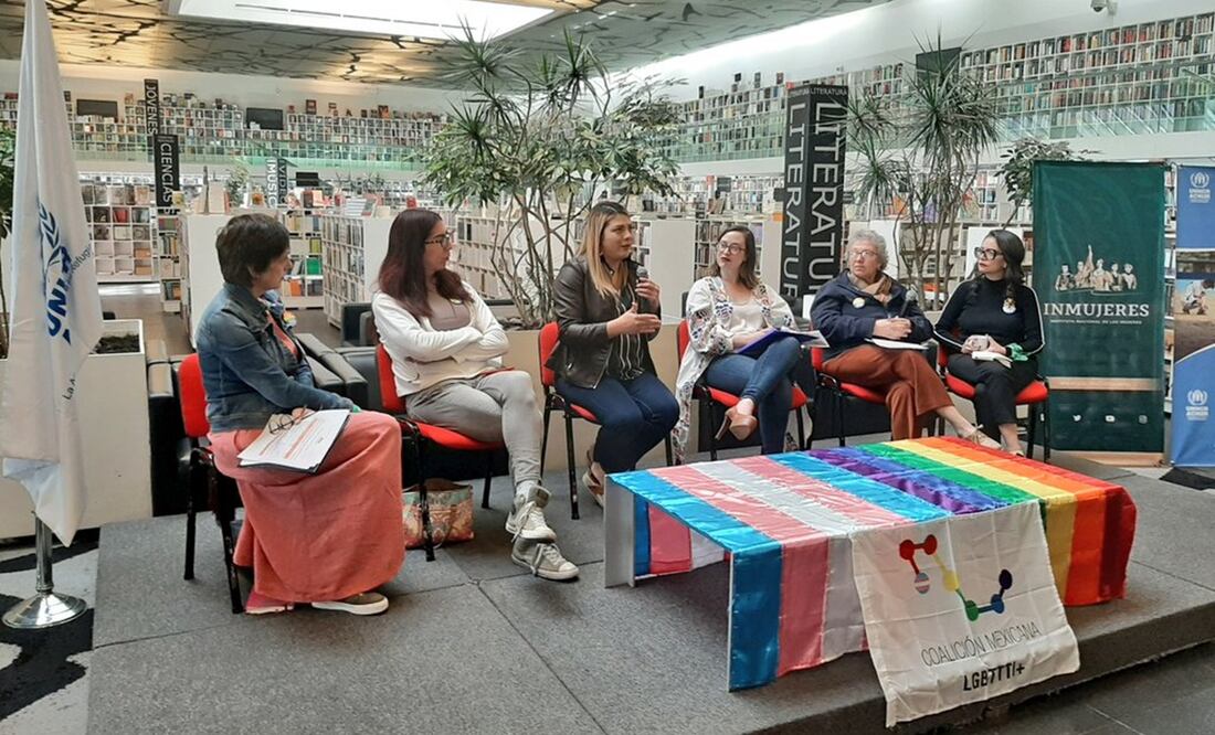 Conversatorio “Personas LGBTI en Desplazamiento Forzado”. Foto: Twitter @oramirezsal
