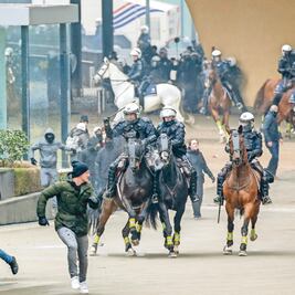 Protestan en Bélgica contra pacto migratorio de la ONU  