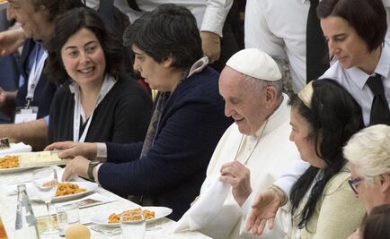 Invita Papa a mil 500 pobres a almorzar con él en el Vaticano 