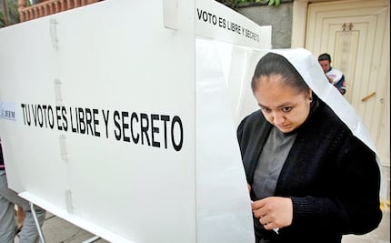 Se reúne TEPJF con misión de la OEA que vigilará elecciones del 6 de junio