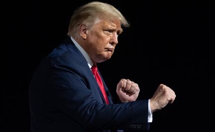 Trump difunde entrevista que abandonó en CBS; denuncia “parcialidad y odio”