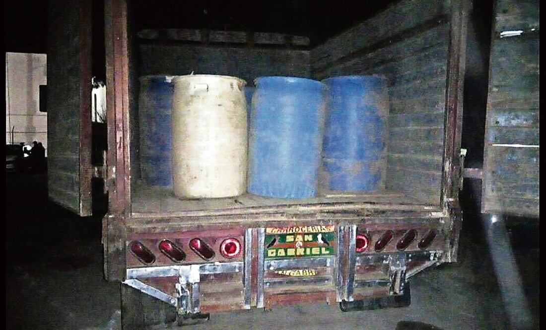 De acuerdo con autoridades, los aseguramientos de hidrocarburo se realizaron en los municipios de Axapusco, Xalatlaco y dos más en Otumba. Foto: SSEM