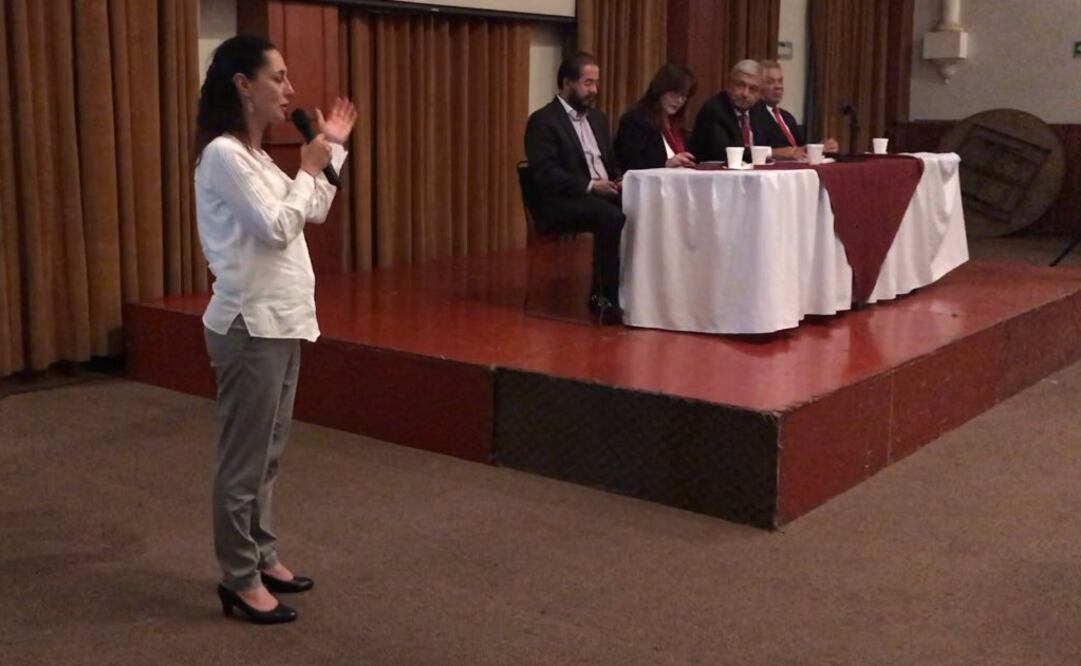 La ex delegada de Tlalpan hablará de cómo va a aterrizar los programas que López Obrador planteó en campaña. Foto: Twitter @Claudiashein