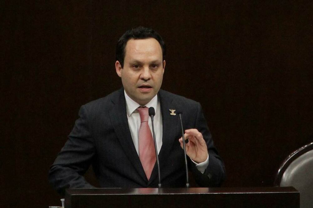 José Clemente Castañeda, coordinador de Movimiento Ciudadano en el Senado. Foto Lucía Godínez/ Archivo EL UNIVERSAL