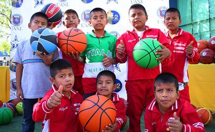 Jóvenes Triquis jugarán y estudiarán en la UANL