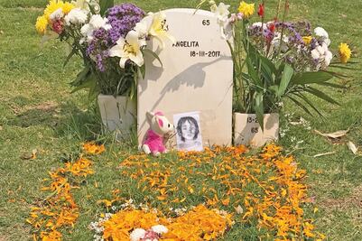 Localizan a la presunta familia de "Angelita", la "niña de las calcetitas rojas"