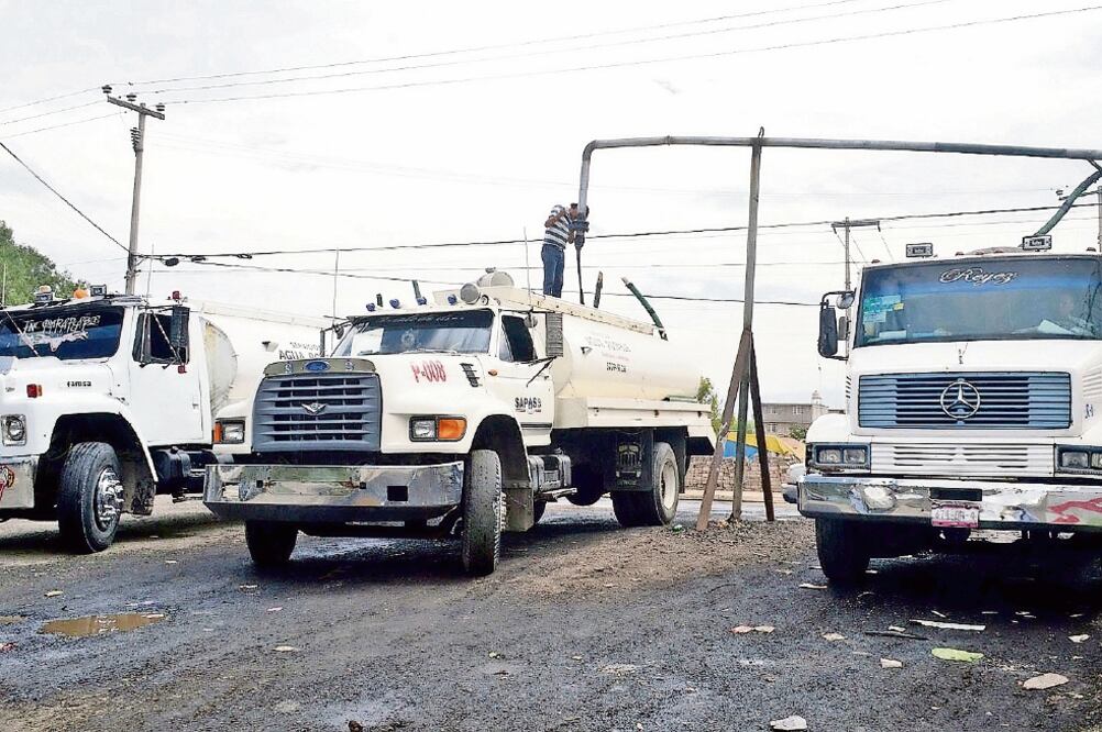 Estrategia. Los ayuntamientos tienen pozos y fuentes propias de abastecimiento, afirmó la CAEM. (ARCHIVO EL UNIVERSAL)