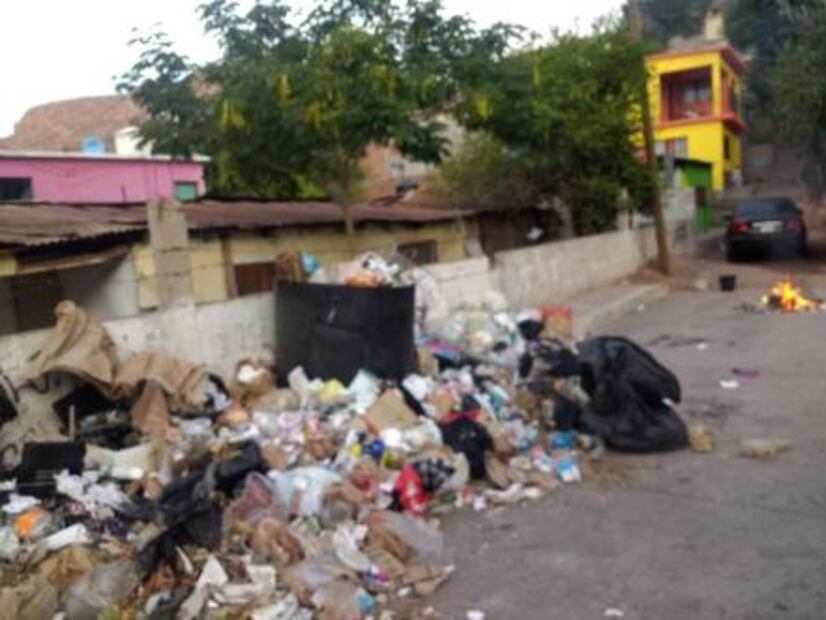 Alertan por acumulación de basura en calles de Guaymas