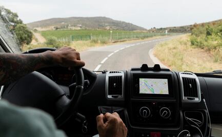 Cuánta gasolina cargar para un viaje largo en carretera
