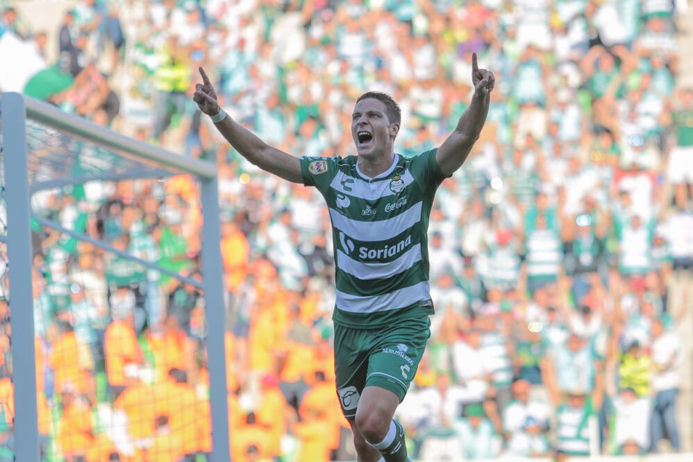 Julio Furch celebra su anotación ante los Tigres. Imago7