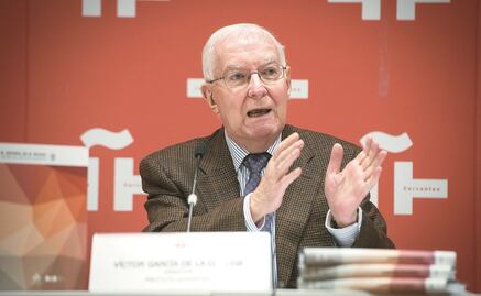 De la Concha: Me retiro del Cervantes pero no de la defensa del español