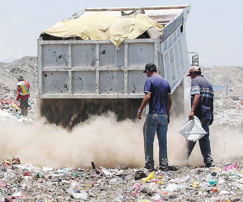 En Neza al día se generan 500 kilos de desechos sanitarios. Foto: ARCHIVO EL UNIVERSAL