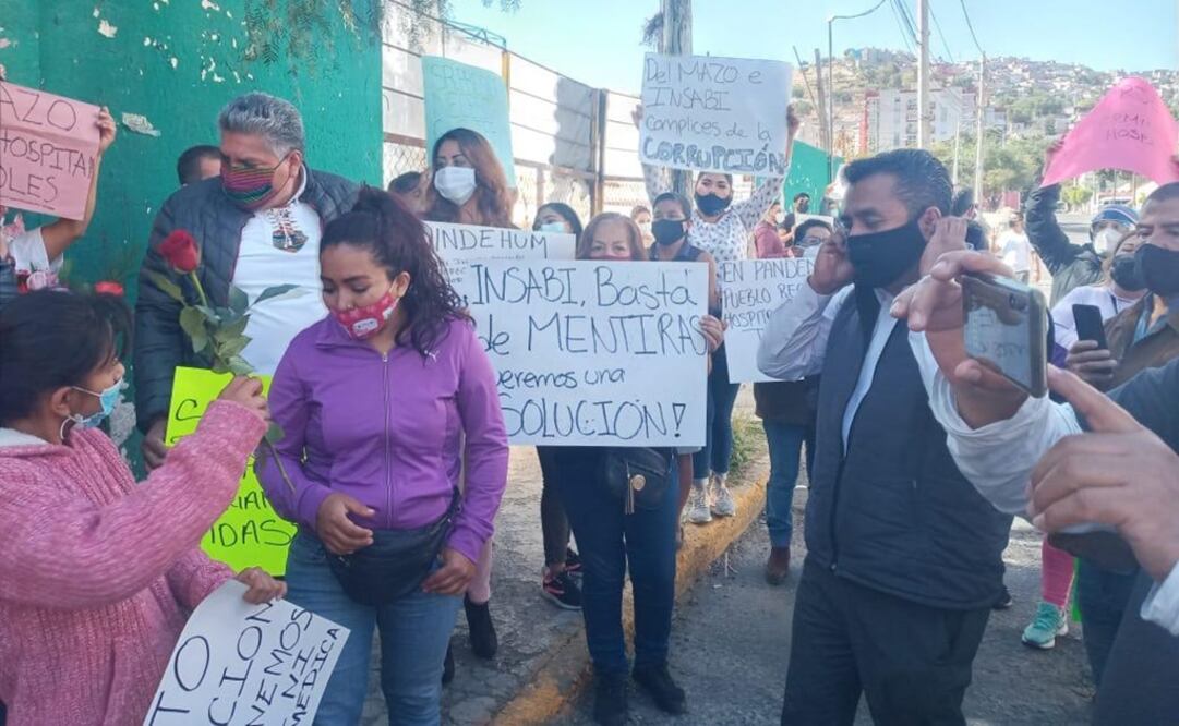 Vecinos exigieron a las autoridades federales terminar el proyecto para atender a los pacientes de esa región Foto: Especial