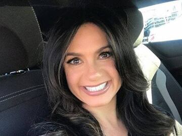 Desde Miami, Penélope Menchaca presumió el minivestido ideal para mujeres mayores de 50 años
