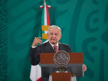 AMLO celebra sustitución de Monumento a Colón