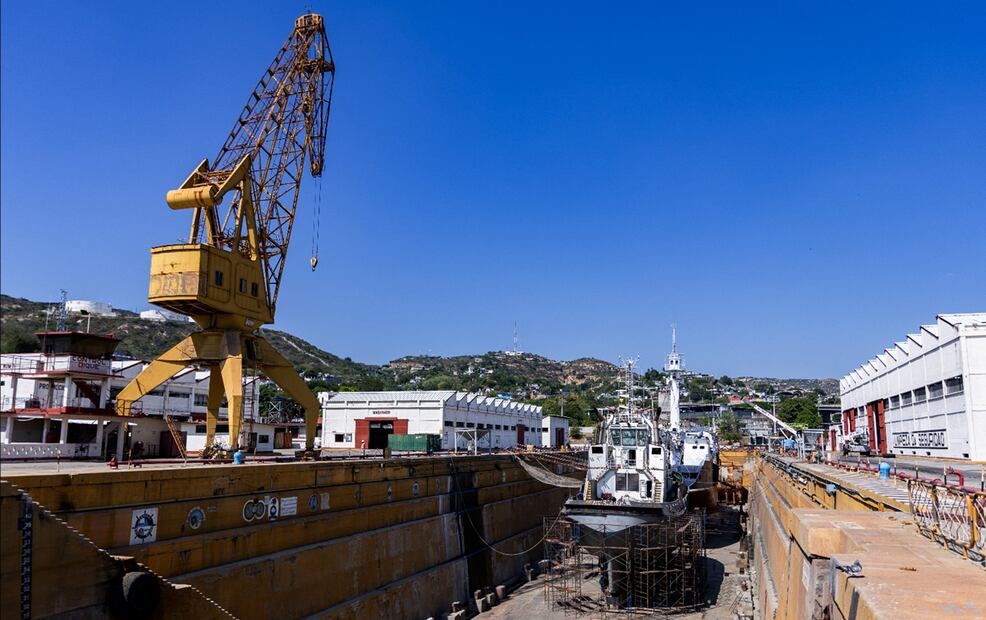 Del total, seis se fabricarán en el Astillero de Marina Número 1, ubicado en el puerto de Salina Cruz, Oaxaca, el de mayor capacidad para la construcción y reparación de buques con el que cuenta la dependencia al mando del almirante Raymundo Morales Ángeles. Foto Hugo Salvador/EL UNIVERSAL