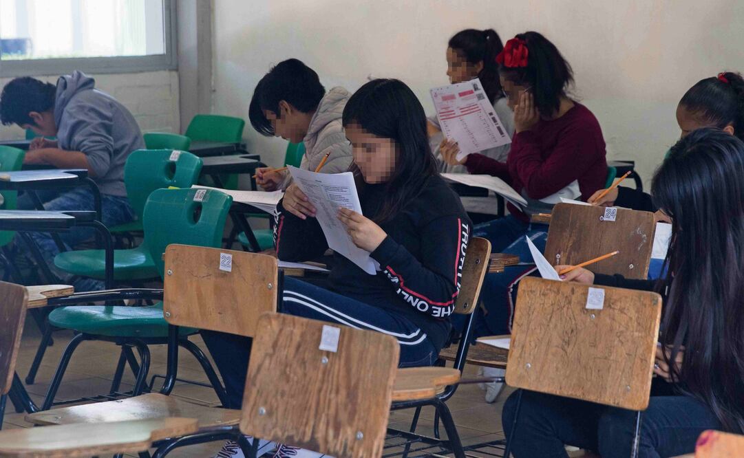 Especialistas en educación destacan que los bajos aprendizajes y el rezago académico terminan por desmotivar a los estudiantes, por lo que en ocasiones optan por abandonar las aulas.  Foto: Archivo EL UNIVERSAL