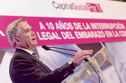 Carta Magna garantiza el derecho al aborto: Mancera