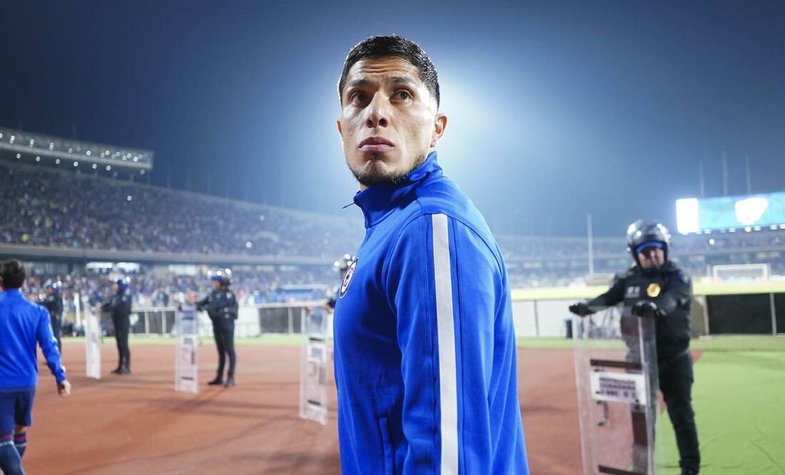 El Titán Salcedo no ha jugado con el Cruz Azul desde que inició el Apertura 2024. Foto: Imago7