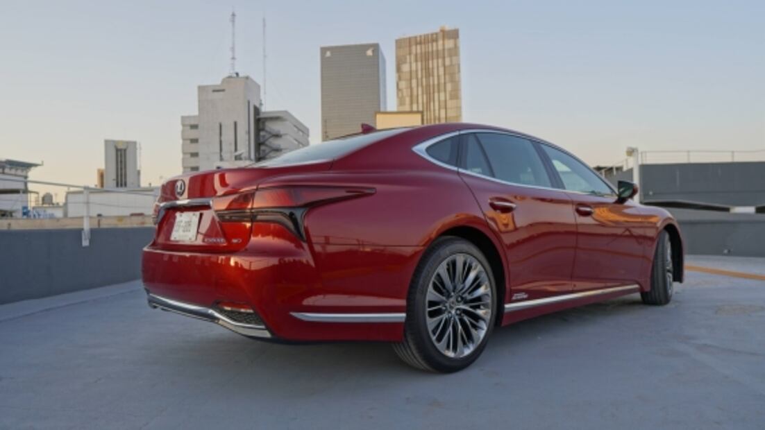 A prueba: Lexus LS500h, una oda al lujo