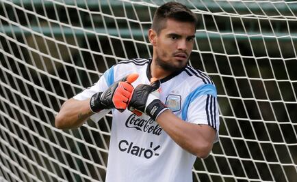 Manchester United ficha al meta Sergio Romero