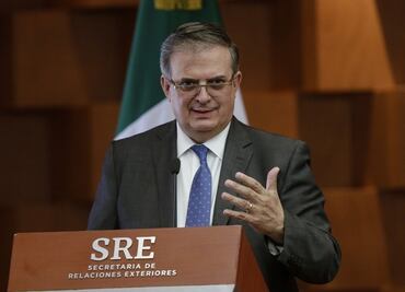 Marcelo Ebrard llama a combatir el tráfico de armas
