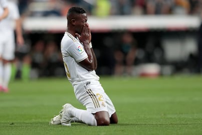 Emotiva celebración de Vinicius tras su gol con el Real Madrid