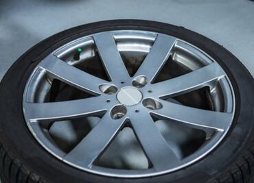Este truco alarga la duración de las llantas de tu auto