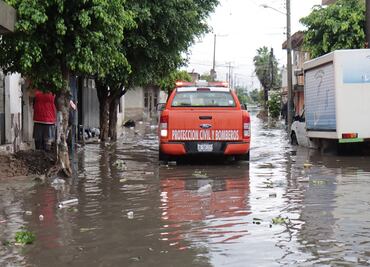 Afectan lluvias más de 400 viviendas en Tlaquepaque y Chapala