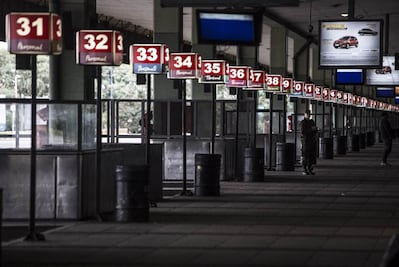 Sindicatos paralizan transporte en Argentina con huelga