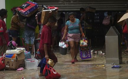 "No están solos": AMLO llama a que no haya saqueos en Acapulco tras afectaciones por huracán "Otis"