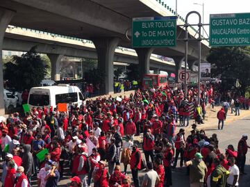 “¡Que nos paguen!”; protestan por salarios y arman bloqueos en Naucalpan