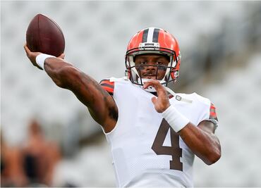 Deshaun Watson con suspensión y multa tras acusación de conducta sexual inapropiada