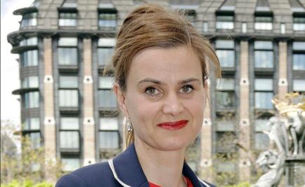 Esposo de diputada británica asesinada llama a "luchar contra el odio"