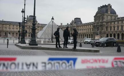 Imputan por varios delitos a sospechosos del robo de joyas del Louvre en París