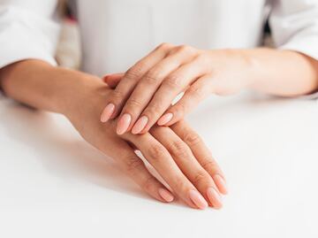 Qué son las uñas de soft gel y por qué te encantará llevarlas