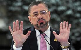 Costa Rica cierra embajada en La Habana; pide a Cuba reducir su personal diplomático