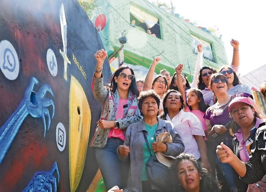En el Día Naranja, Lía Limón reiteró que no bajará la guardia en el combate a la violencia de género. Foto: Especial