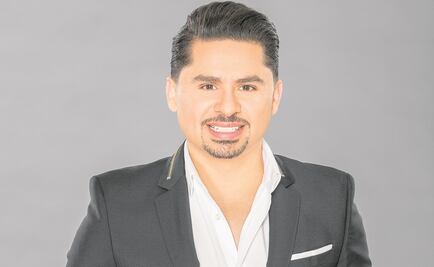 Larry Hernández rinde homenaje a Selena 