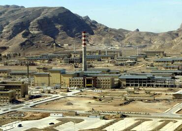 EU evalúa entregar miles de millones de dólares a Irán a cambio de un pacto nuclear, según CNN; busca frenar su enriquecimiento de uranio